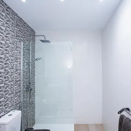 3-bed In Playa Blanca By Retreat Villas Willa *